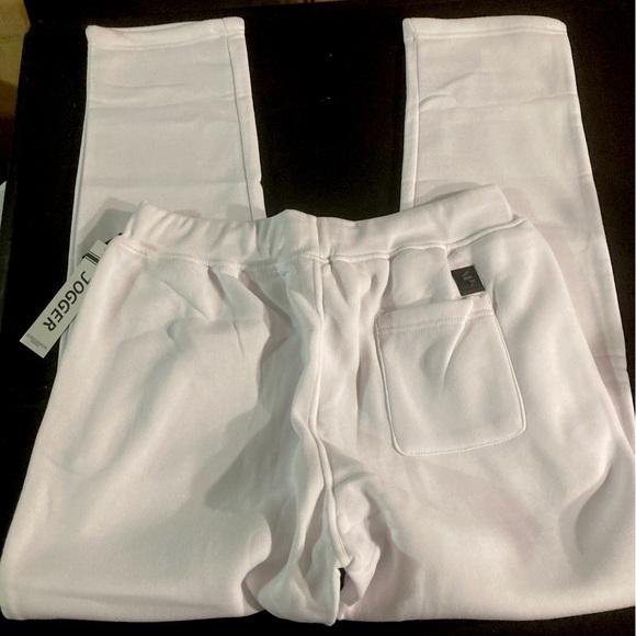 Bundle! SOUTHPOLE Authentic Collection Men’s Graphic SS T-Shirt and White Jogger - Picture 11 of 13